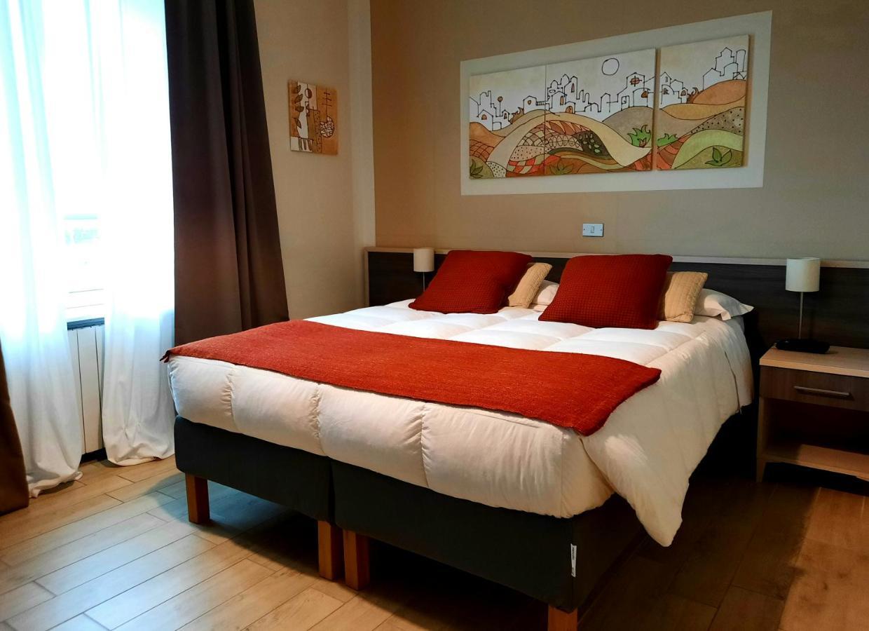 Art Hotel 彼得拉桑塔 外观 照片