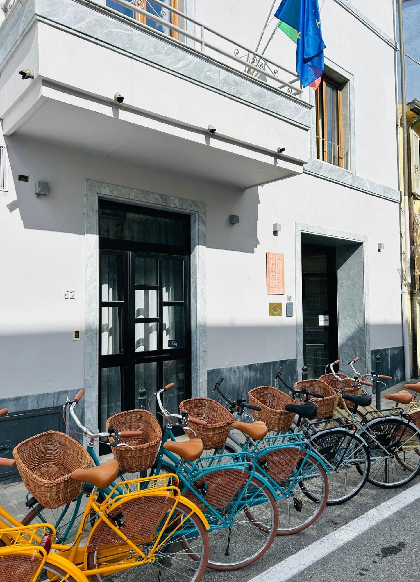 Art Hotel 彼得拉桑塔 外观 照片